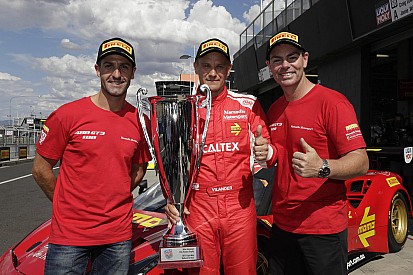 Pole para Ferrari en Bathurst gracias a un gran Vilander