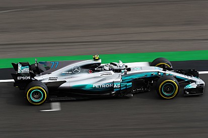Formel 1 2017 in Silverstone: Mercedes bestimmt 1. Training