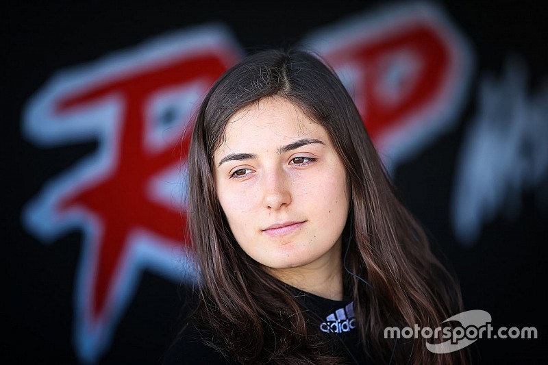 Tatiana Calderón pasa a Jenzer para su tercer año en GP3
