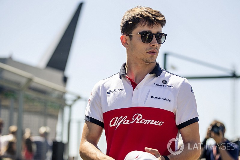 Vettel: Leclerc, Ferrari'de yarışmak için acele etmemeli