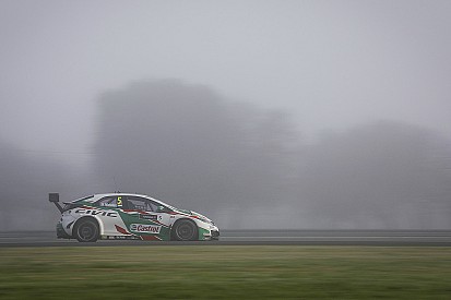 Michelisz comenzó adelante en Termas de Río Hondo