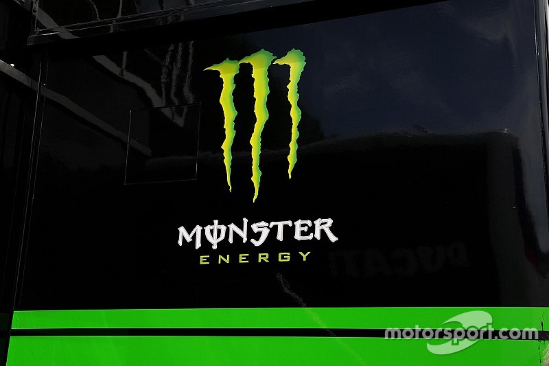 Титульным спонсором NASCAR может стать Monster Energy