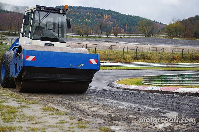 Nürburgring-Nordschleife: Neuer Asphalt und neue Zäune