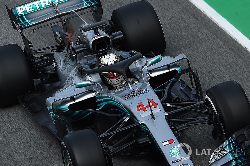 Hamilton, Vettel'in tur rekorunu önemsemedi