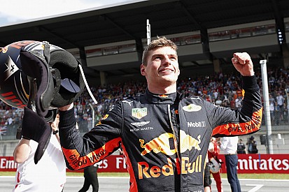 Marko: „Verstappen hihetetlen munkát végzett”