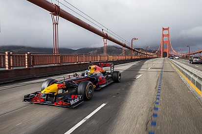 Photos - Ricciardo emmène Red Bull dans un road trip US