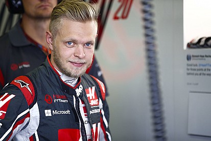 Steiner: Magnussen, Hulkenberg'e verdiği cevapta haklıydı