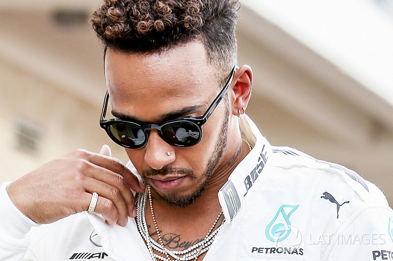 Hamilton egy „negatív” láncszemként jellemezte Rosberget, akinek a távozásával jobb lett a hangulat
