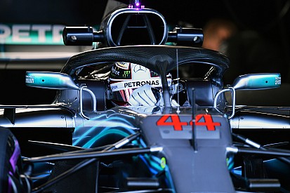 Hamilton laakt dominantie Mercedes: “Liever meer spanning in Formule 1”