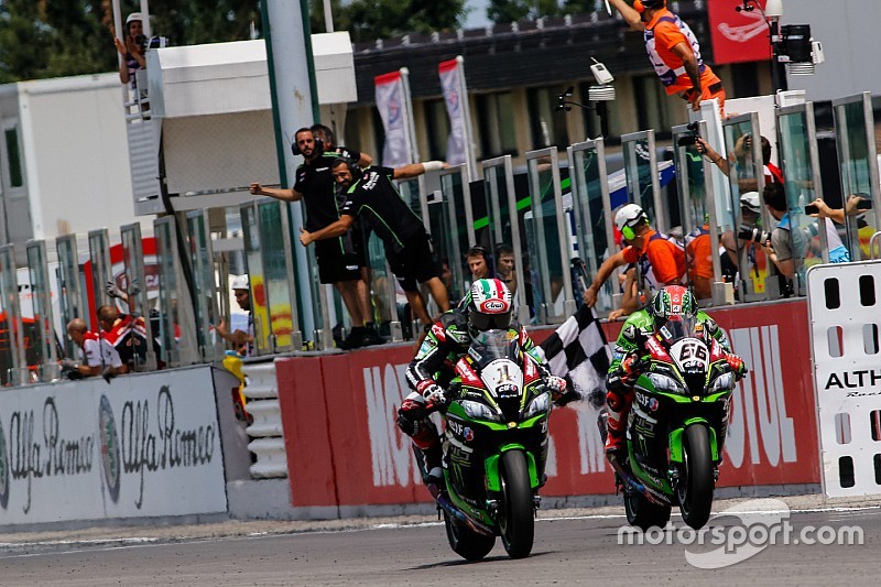 Un sorpasso capolavoro regala a Rea la doppietta a Misano Adriatico!