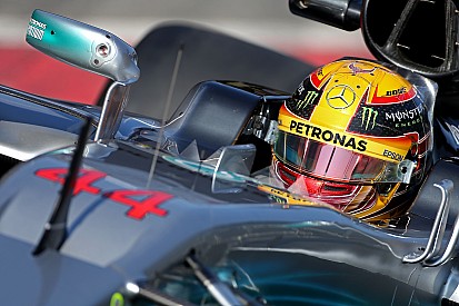 Hamilton: "Aún no aprendí nada de Bottas"