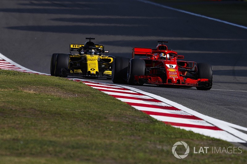 Renault sente que foi “menos inteligente” que times de ponta