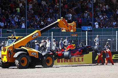 Így szállt el Verstappen a Brit Nagydíj szabadedzésén