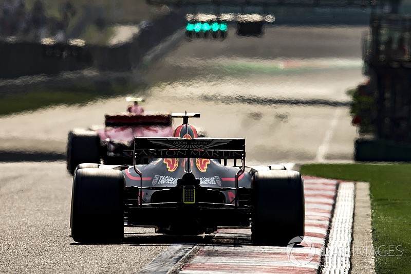 Csak a hűtők közel 75 millió forintba kerülnek egy F1-es autóhoz