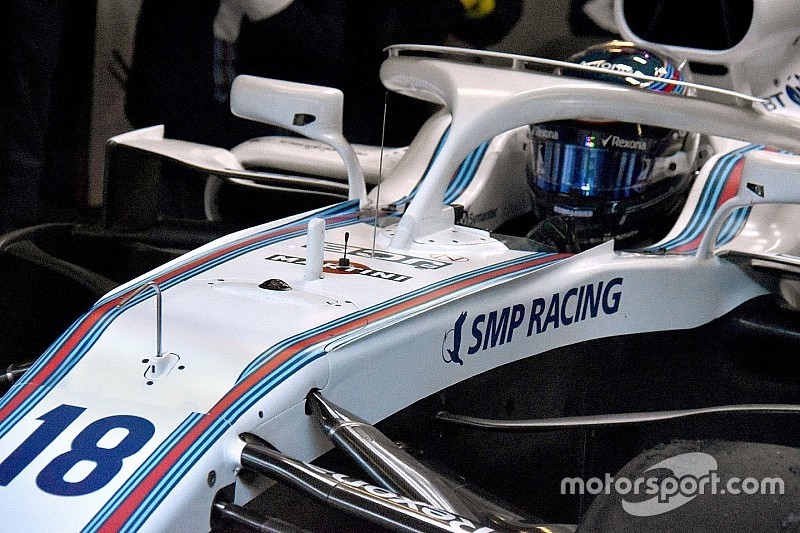 Williams: ci sono due bordini ai lati della scocca della FW41