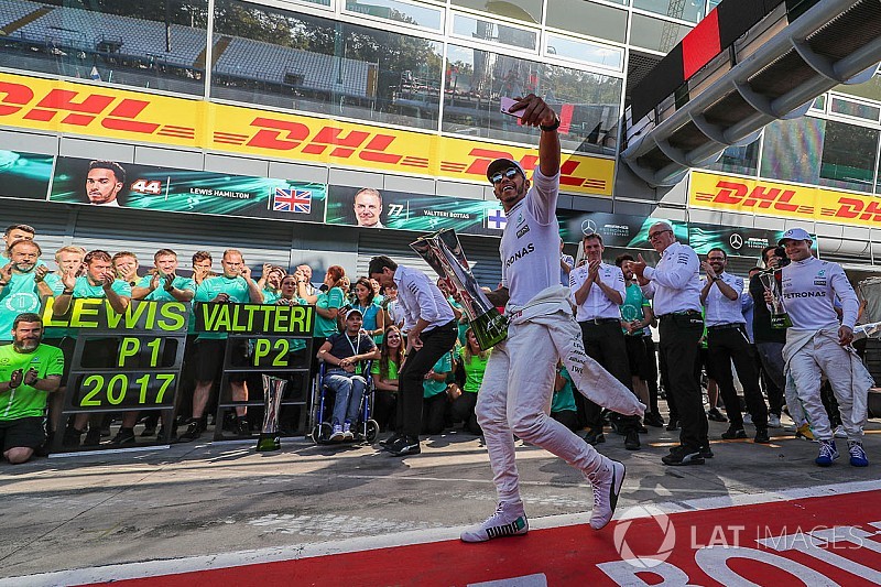 L'œil de James Allen : Mercedes frappe fort sur les terres de Ferrari