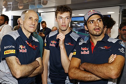 Sainz, Toro Rosso'yu son bölüme taşıdığı için mutlu