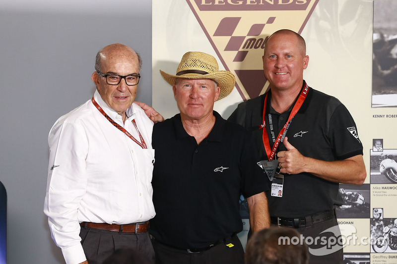 Kenny Roberts (Mi.) und Kenny Roberts jun. (re.)