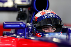 Marc Marquez, Toro Rosso F1 aracını test ediyor