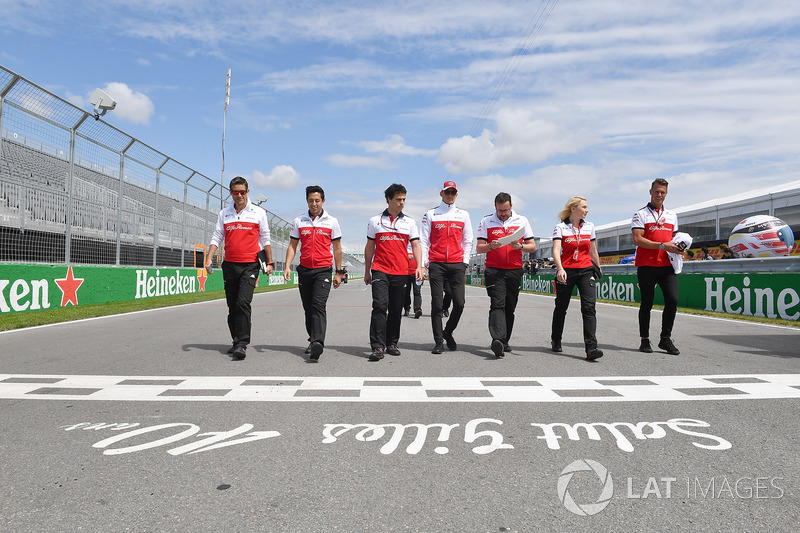 Sesi track walk Marcus Ericsson