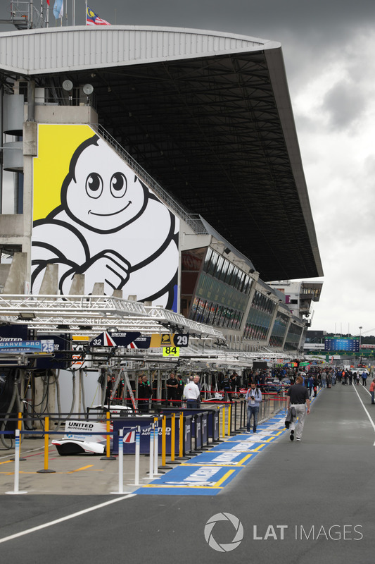 Pitlane