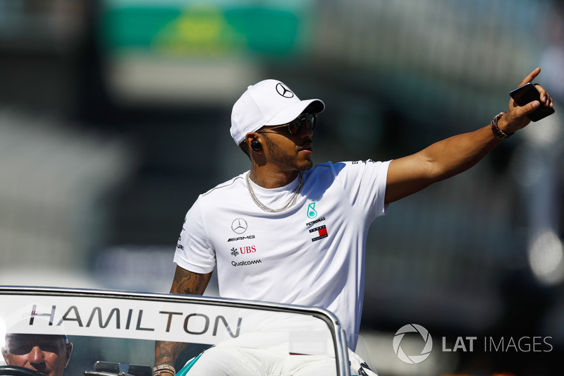 Lewis Hamilton, Mercedes AMG F1, pilotlar geçit töreninde