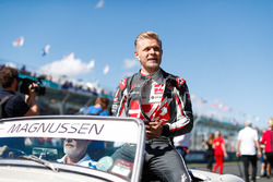 Kevin Magnussen, Haas F1 Team, in the drivers parade