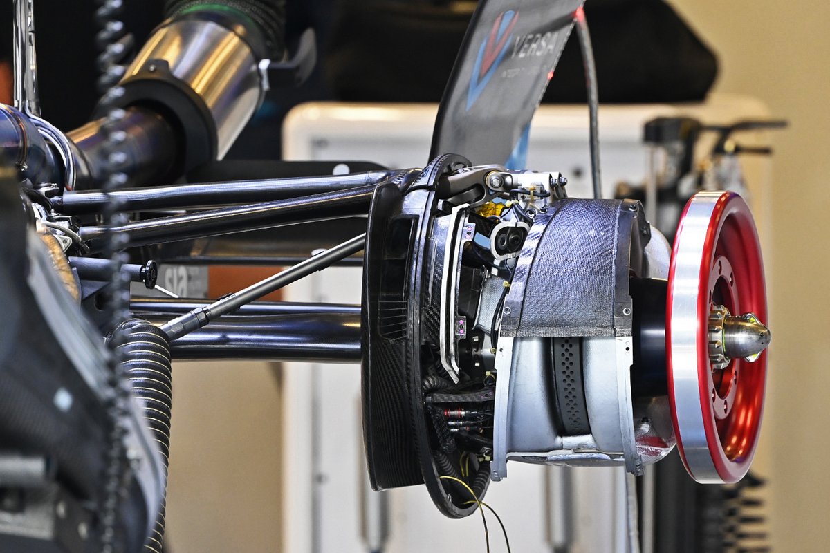 Detalle del sistema del freno del Williams FW44