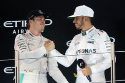 Podyum: 1. Lewis Hamilton, Mercedes AMG F1, 2. ve Dünya Şampiyonu Nico Rosberg, Mercedes AMG F1 , 3.