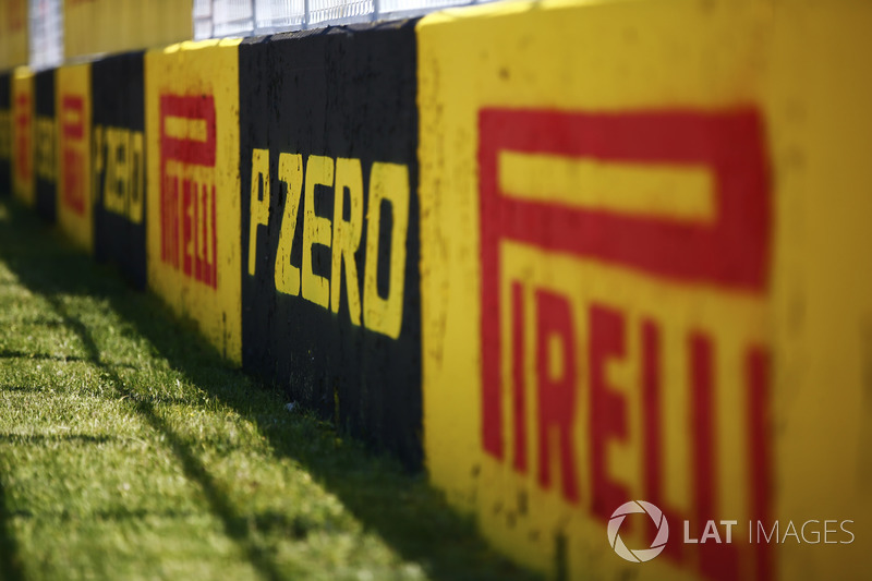 Pirelli logo