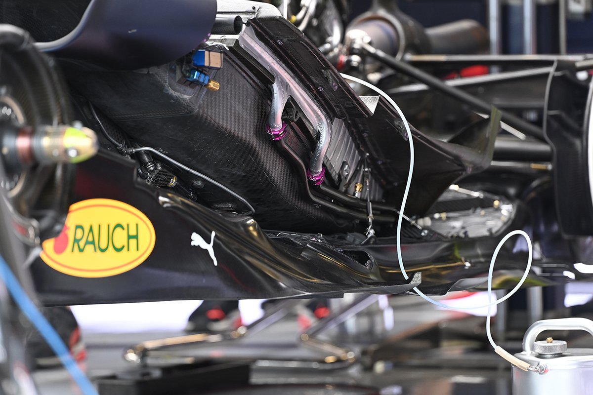 Detalle del piso Red Bull RB18