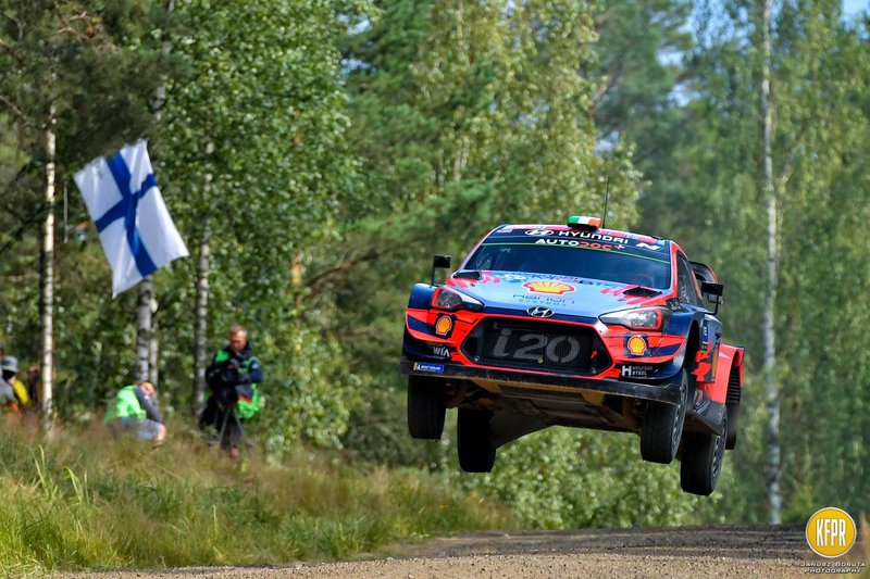 Tim Hyundai Motorsport saat tampil dalam Reli Finlandia 2019.