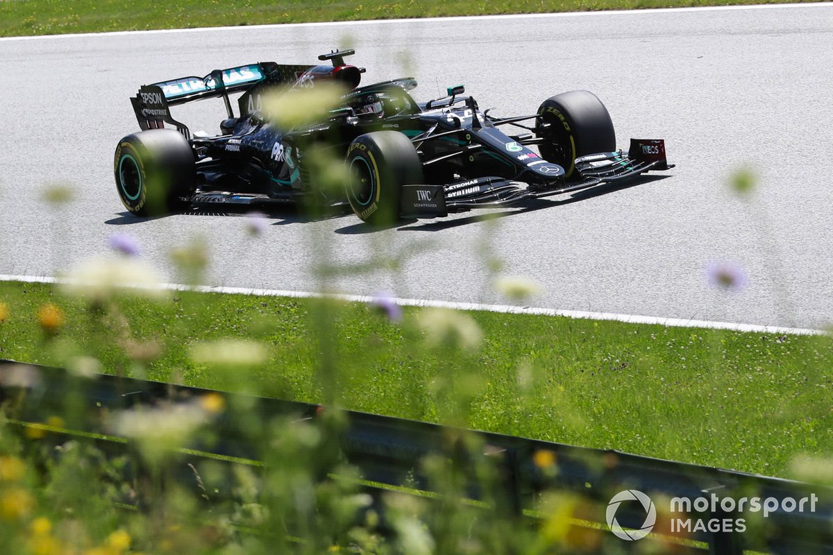 Lewis Hamilton, Mercedes F1 W11 EQ Performance