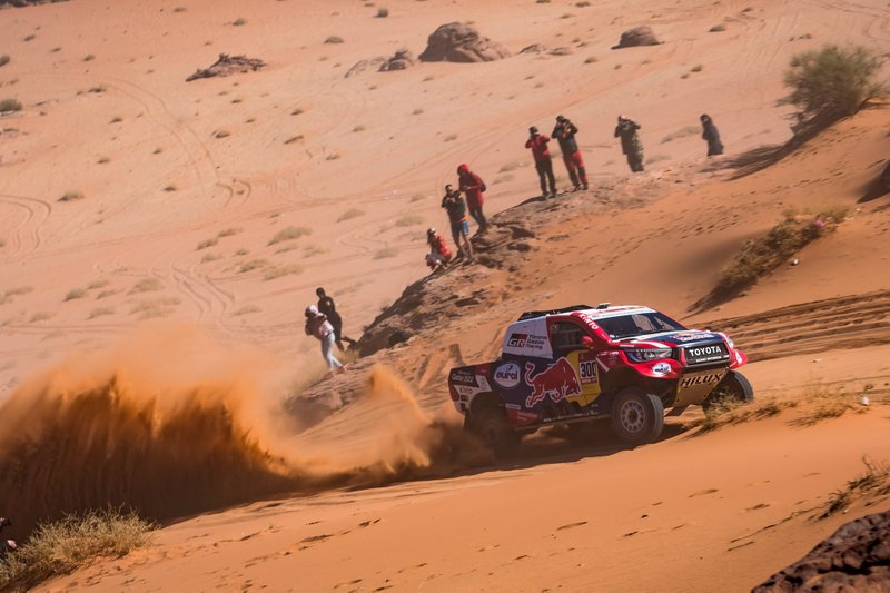 #300 Toyota Gazoo Racing: Nasser Al-Attiyah, Matthieu Baumel