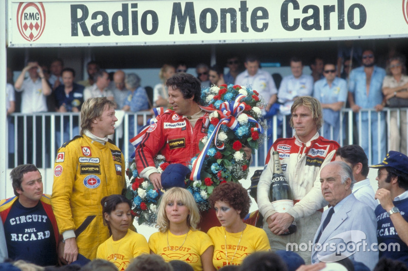 Mario Andretti ganó en el GP de Francia de 1978 secundado por Ronnie Peterson