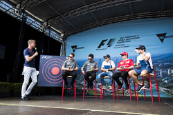 David Coulthard hosts a fan event with Stoffel Vandoorne, McLaren, Fernando Alonso, McLaren, Felipe