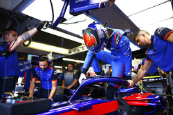 Брендон Хартлі, Scuderia Toro Rosso STR13