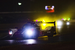 #23 United Autosports Ligier LMP2, P: Phil Hanson, Lando Norris, Fernando Alonso, rain