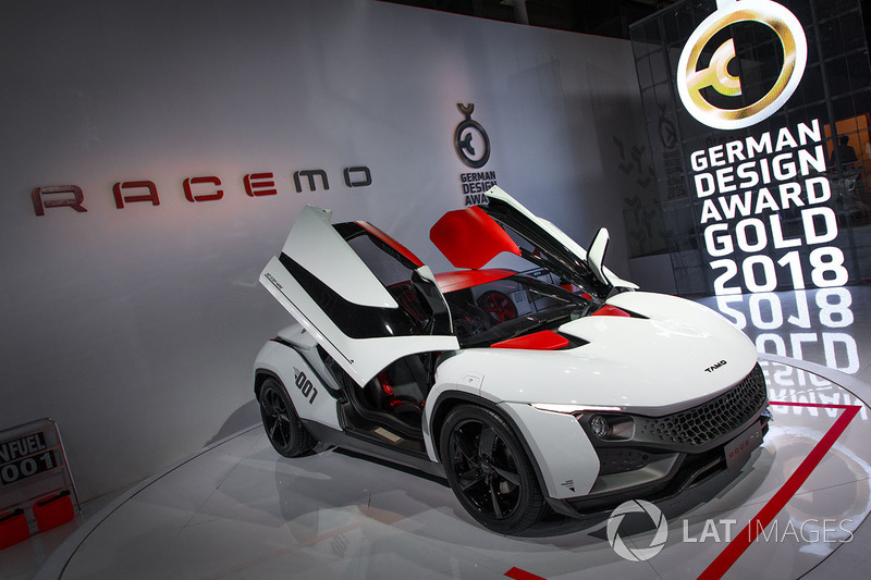 Tata Racemo