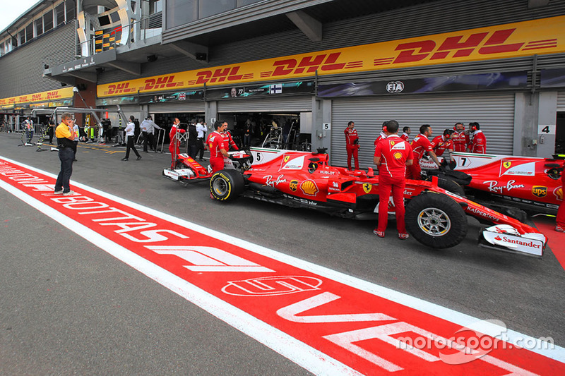 F1 logo denemeleri