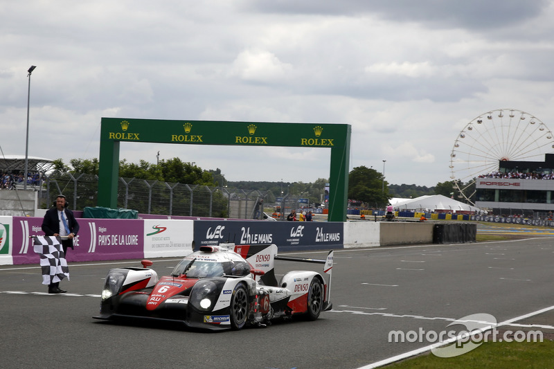 2e: #6 Toyota Racing Toyota TS050 Hybrid: Stéphane Sarrazin, Mike Conway, Kamui Kobayashi