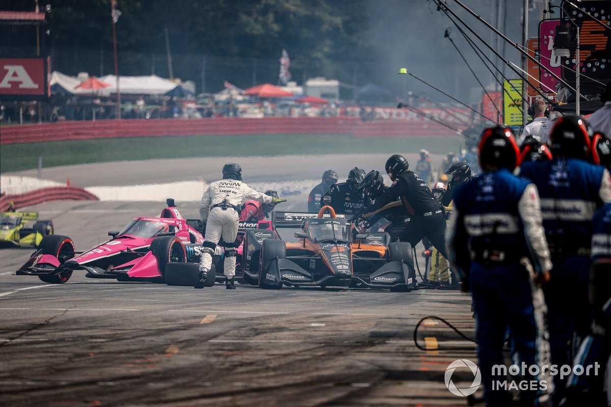 Characteristically tight action on pitlane in Mid-Ohio last summer.