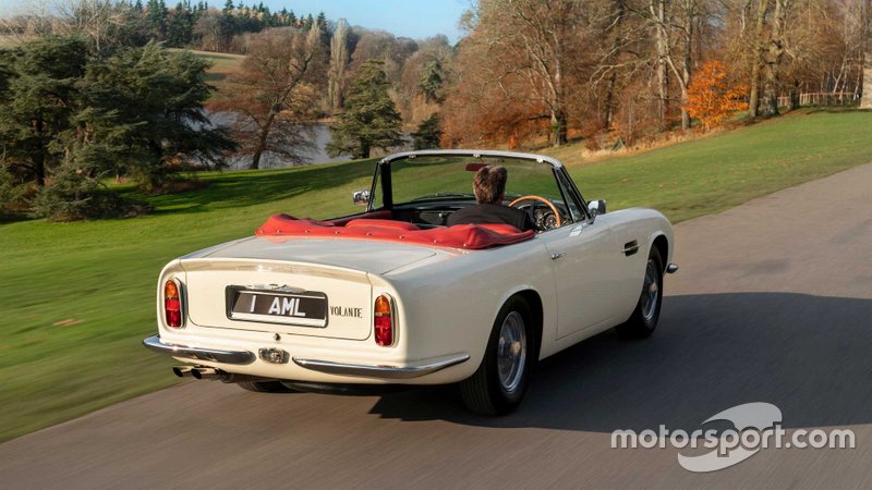 Aston Martin DB6 Volante électrique