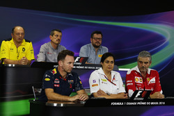 Pressekonferenz: Frederic Vasseur, Renault Sport F1 Team; Günther Steiner, Haas F1 Team; Paul Hember