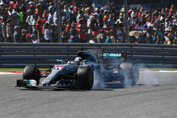 Льюіс Хемілтон, Mercedes-Benz F1 W08