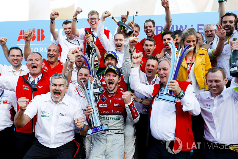 Lucas di Grassi, Audi Sport ABT Schaeffler, places 2nd, Daniel Abt, Audi Sport ABT Schaeffler, wins the Berlin ePrix