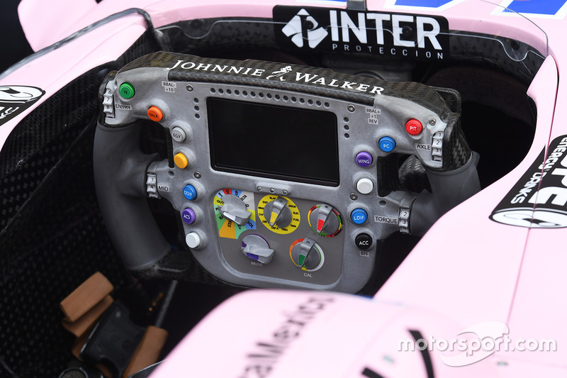 Sahara Force India VJM10 direksiyonu