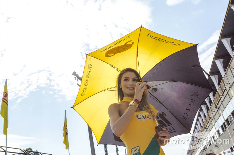 Grid girl