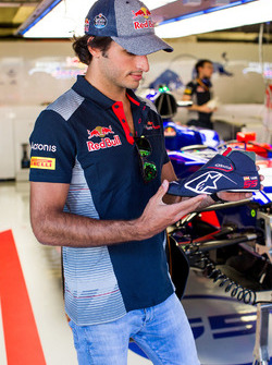 Carlos Sainz Jr., Scuderia Toro Rosso Alpinestars botas