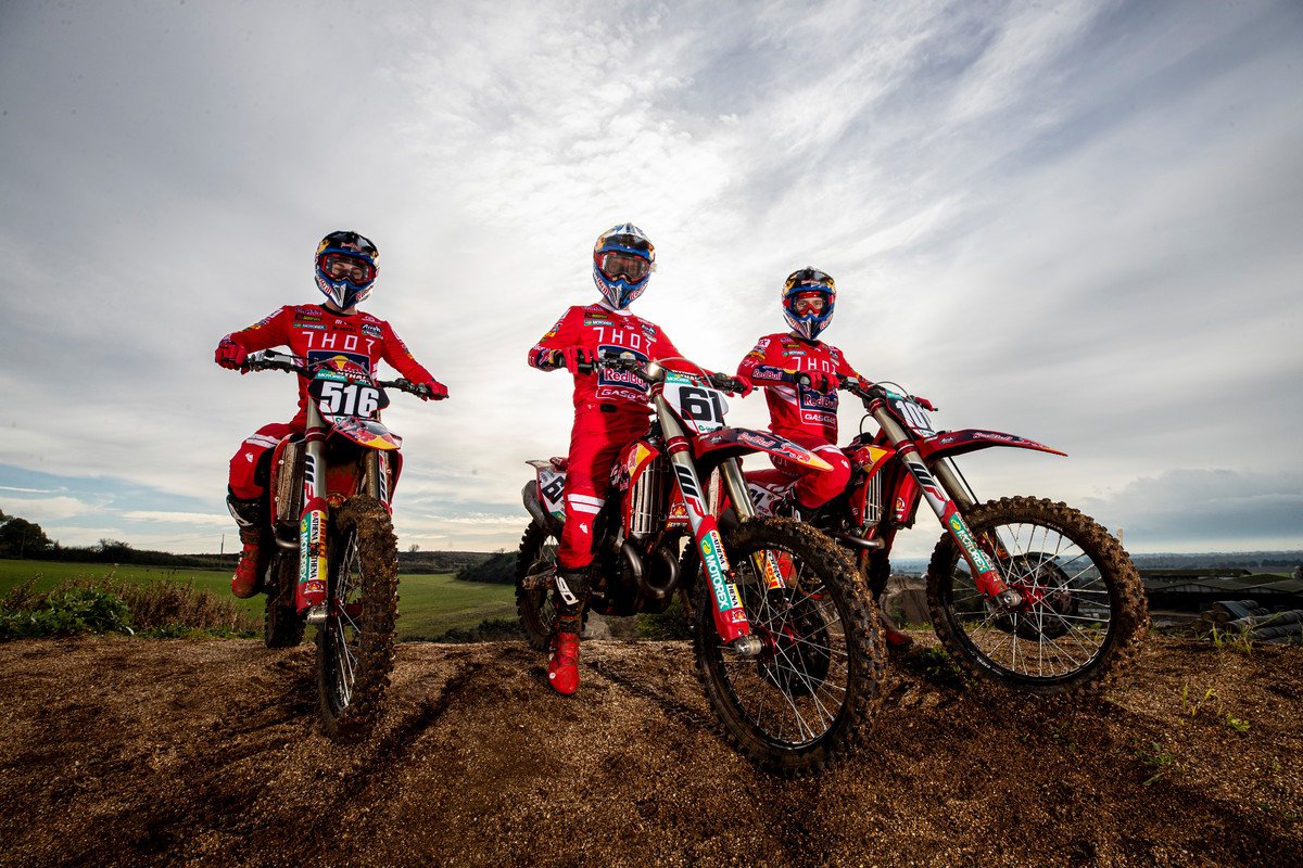 Simon Langenfelder, Jorge Prado, dan Mattia Guadagini, Red Bull GasGas Factory Racing.